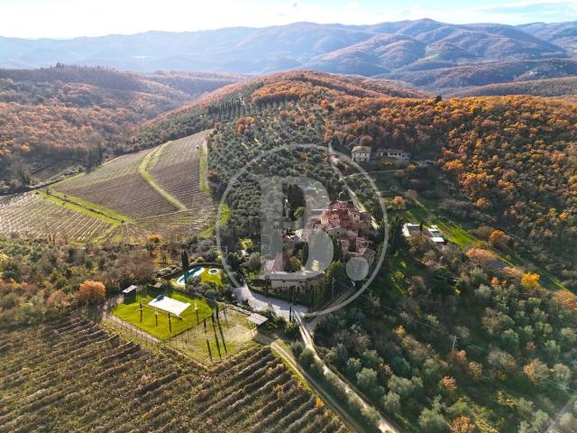 Appartamento in vendita a Gaiole In Chianti, Toscana