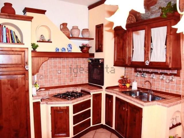 Appartamento in vendita a Forno, Marina Di Massa