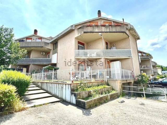Appartamento in vendita a Spoleto, Umbria