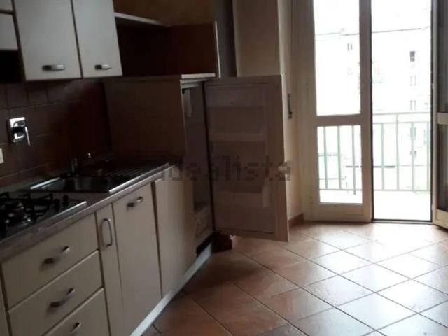 Appartamento in vendita a Pinerolo, Torino
