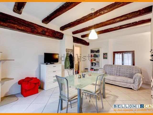Appartamento in vendita a Velate, Varese