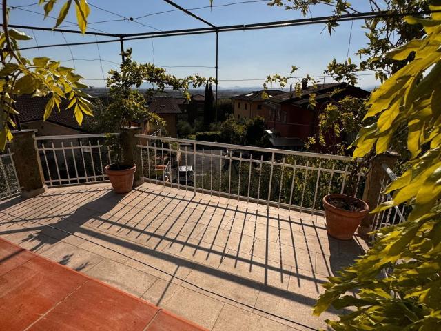 Appartamento in vendita a Montevettolini, Toscana
