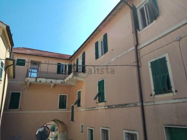 Appartamento in vendita a Giustenice, Liguria