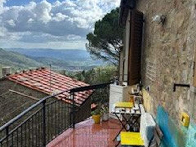 Appartamento in vendita a Poggio di Loro, Loro Ciuffenna