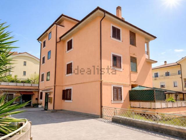 Appartamento in vendita a Bracciano Due, Roma Capitale