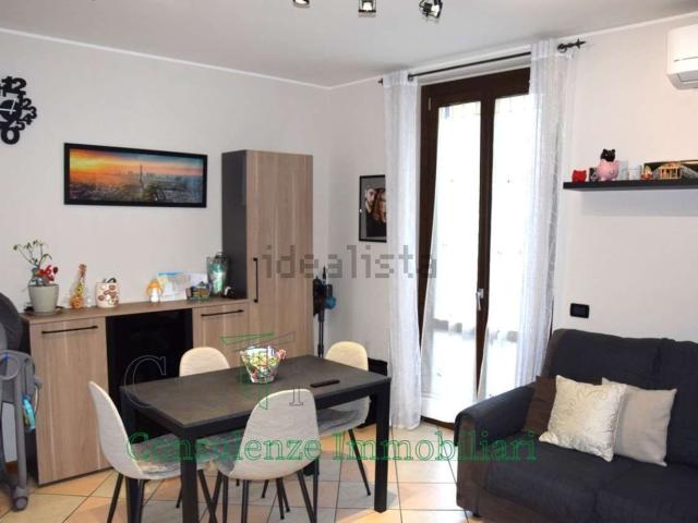 Appartamento in vendita a Casorate Primo, Lombardia