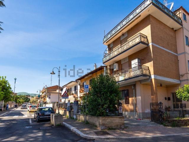 Appartamento in vendita a Roma Capitale, Lazio