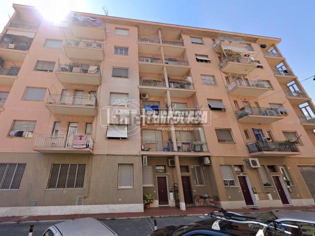Appartamento in vendita a Vado Ligure, Liguria