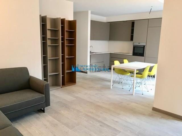 Appartamento in vendita a Camponelli, Massa