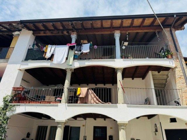 Appartamento in vendita a Albiolo, Lombardia