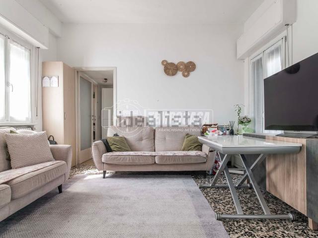 Appartamento in vendita a Como, Lombardia