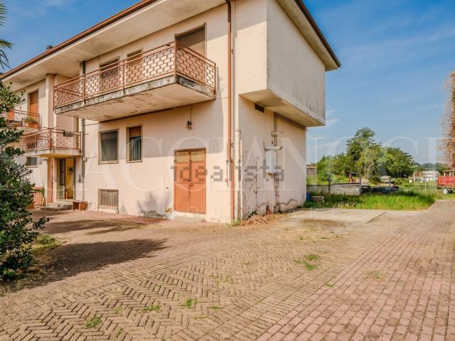Appartamento in vendita a Piemonte, Vercelli