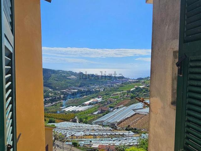 Appartamento in vendita a Poggio di Sanremo, San Remo