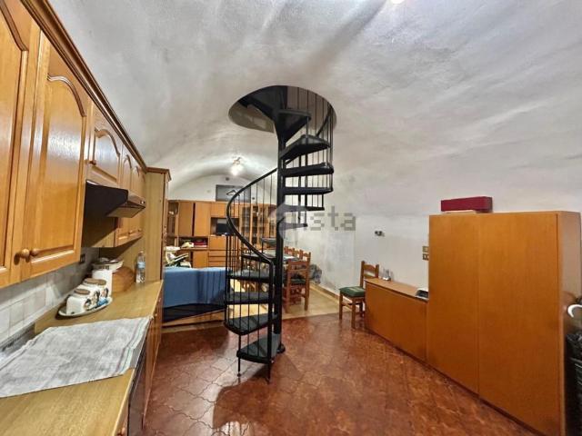 Appartamento in vendita a Solto Collina, Lombardia