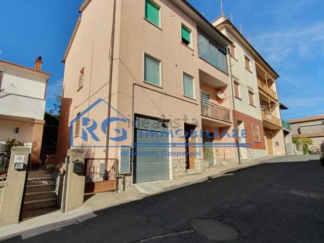 Appartamento in vendita a Castiglione In Teverina, Lazio