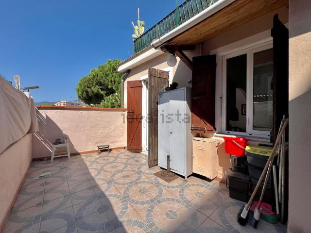 Appartamento in vendita a Vado Ligure, Liguria