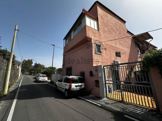 Appartamento in vendita a Trecase, Campania