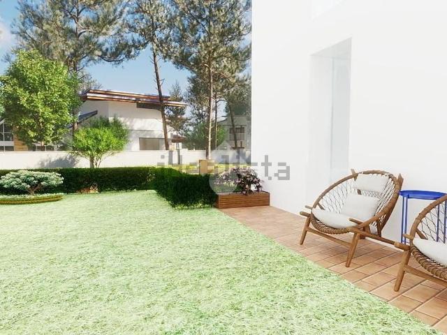 Appartamento in vendita a Nord-Est, Brenzone