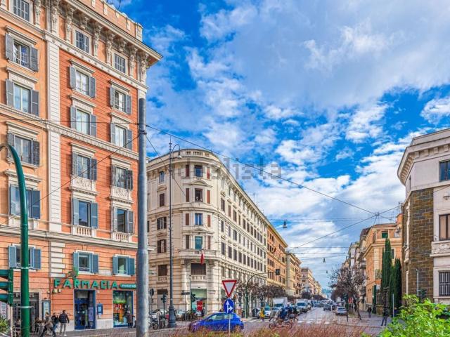 Appartamento in vendita a Municipio Roma I, Roma Capitale
