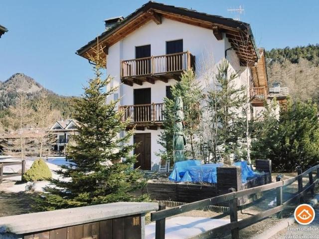 Appartamento in vendita a Saint Vincent, Aosta