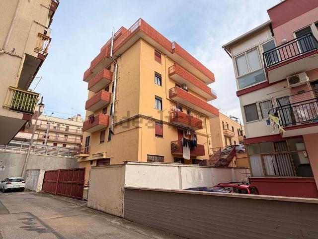 Appartamento in vendita a Puglia, Bari