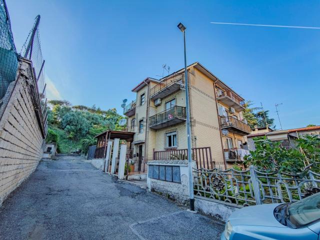 Appartamento in vendita a Casale Prima Porta, Roma Capitale