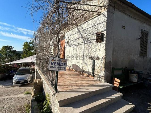Appartamento in vendita a Petignano, Orte