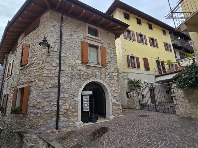 Appartamento in vendita a Comunità Alto Garda e Ledro, Tenno