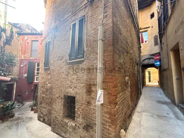 Appartamento in vendita a Sant'Erminio, Cenerente