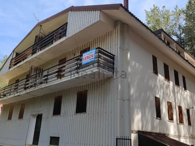 Appartamento in vendita a Camigliatello Silano, Calabria