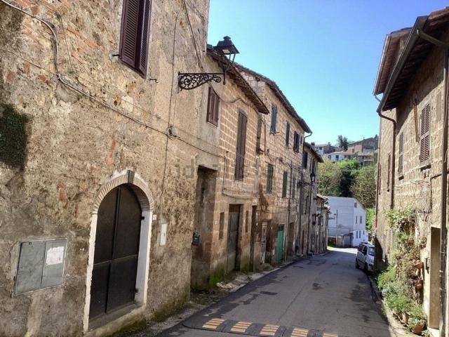 Appartamento in vendita a Bassano Romano, Lazio