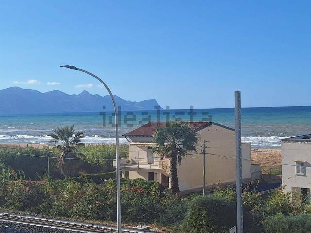 Appartamento in vendita a Alcamo Marina, Alcamo