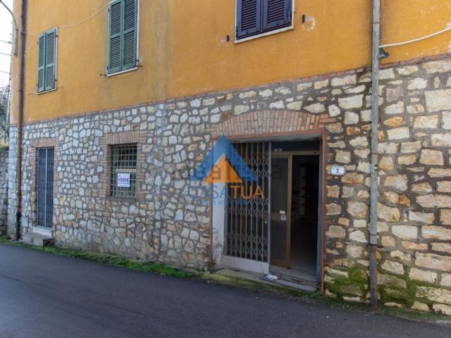 Appartamento in vendita a Montecchio, Umbria
