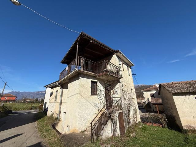Appartamento in vendita a Fontechiari, Lazio
