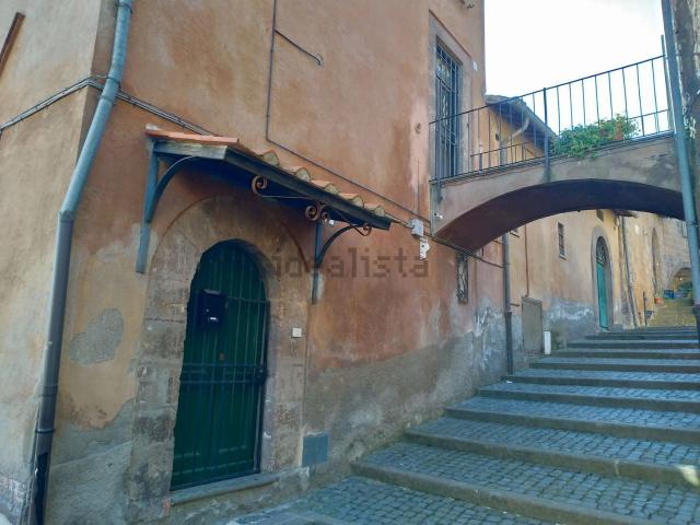 Appartamento in vendita a Tuscania, Viterbo