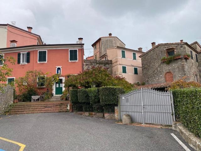 Appartamento in vendita a Ameglia, Liguria