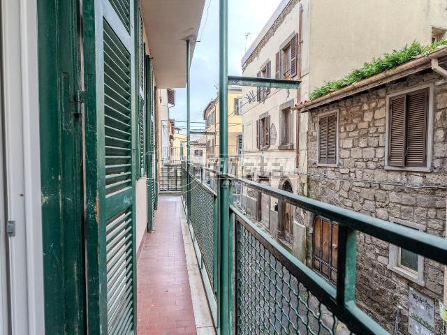 Appartamento in vendita a Viterbo, Lazio