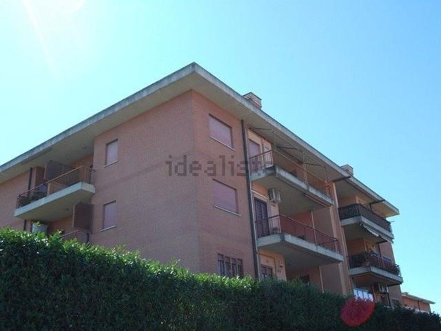 Appartamento in vendita a Municipio Roma VII, Roma Capitale