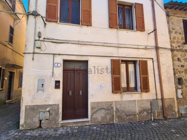 Appartamento in vendita a Marta, Lazio