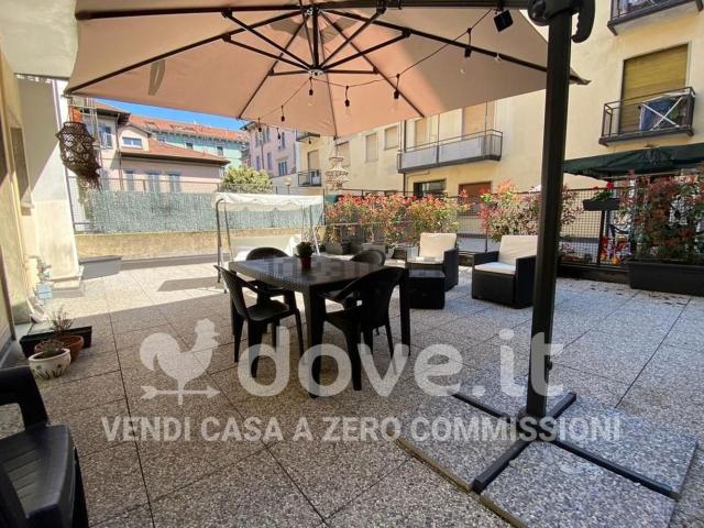 Appartamento in vendita a Biumo Superiore, Varese