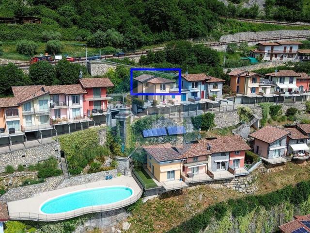 Appartamento in vendita a Parzanica, Lombardia