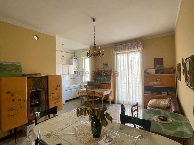 Appartamento in vendita a Media Val Bisagno, Serra Riccò