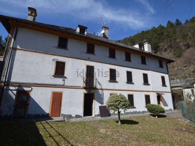 Appartamento in vendita a Sasseglio, Druogno