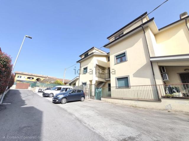 Appartamento in vendita a Villaggio Rinascita, Roma Capitale