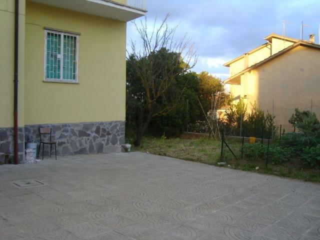 Appartamento in vendita a Calcata, Lazio