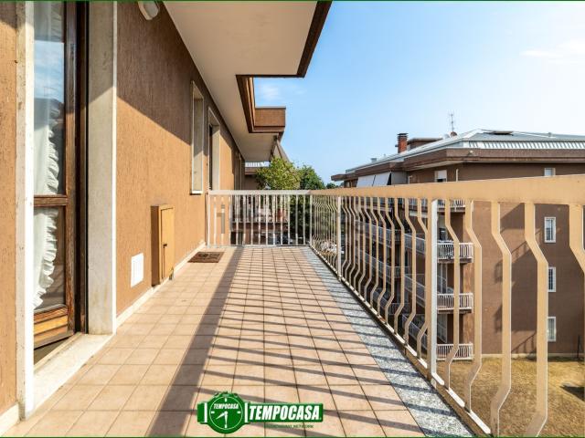 Appartamento in vendita a Cavenago Brianza, Lombardia