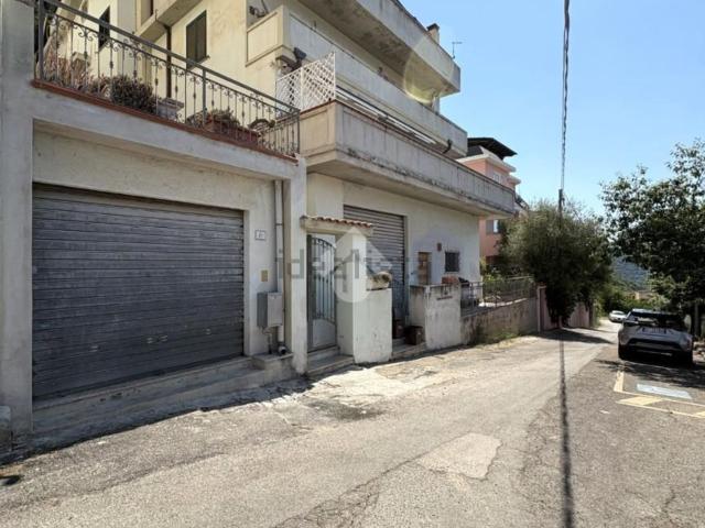 Appartamento in vendita a Nuoro, Sardigna/Sardegna