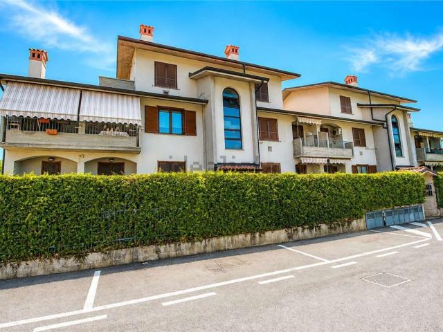 Appartamento in vendita a Brembate, Bergamo
