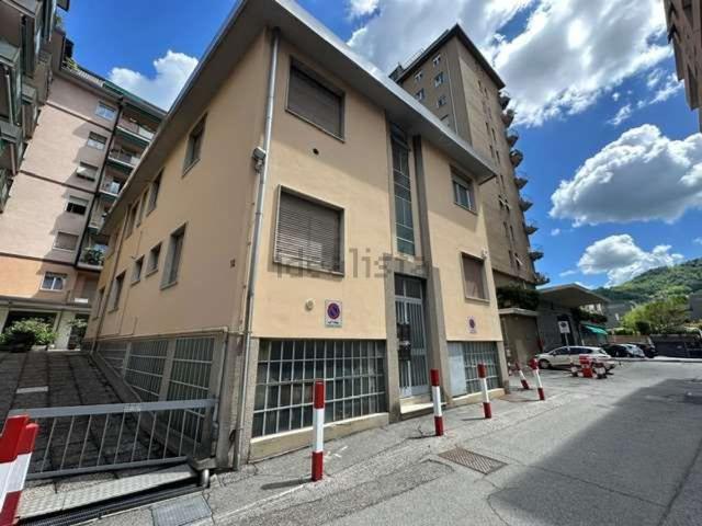 Appartamento in vendita a Caserme, Como