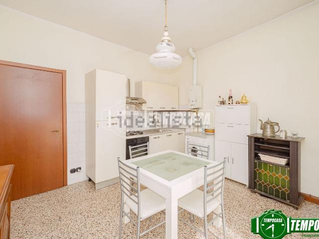 Appartamento in vendita a Casa Tossa, Voghera